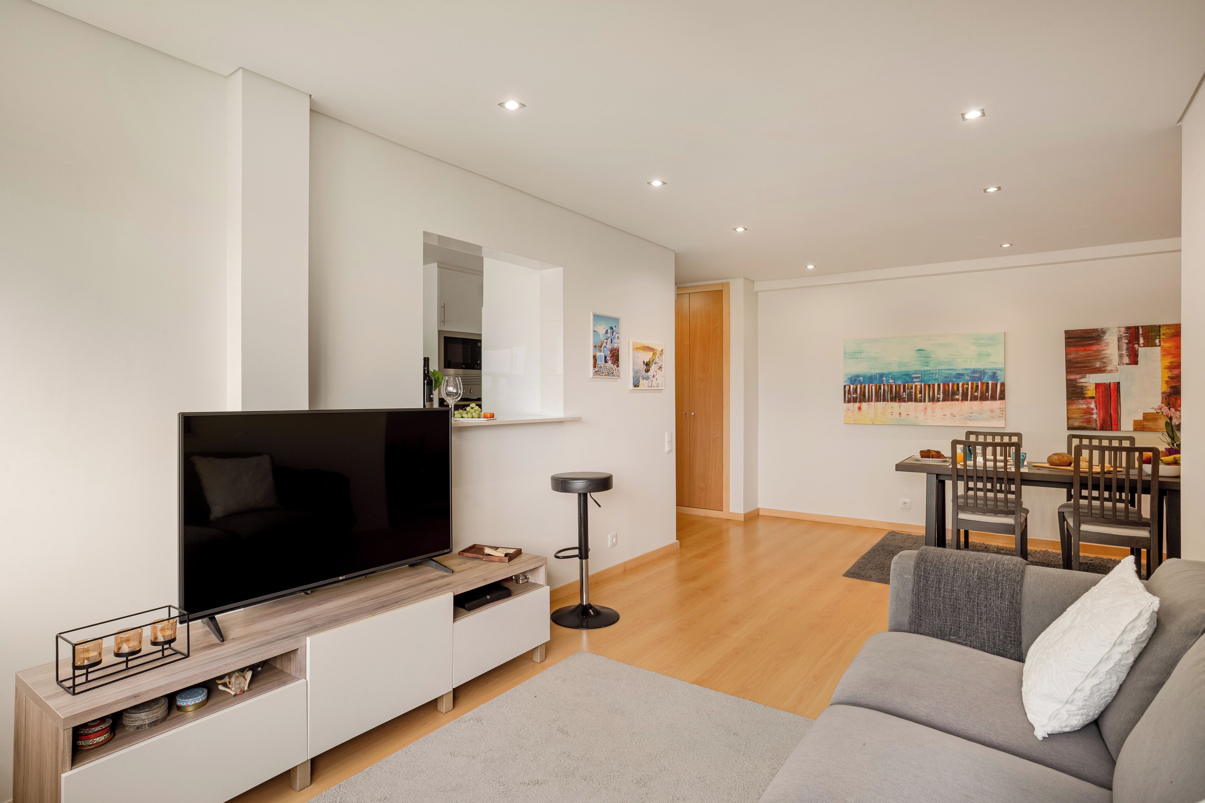 Basic Apartment, 1 Double Bed with Sofa bed, Non Smoking | Living area