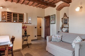 TV, fireplace, table tennis