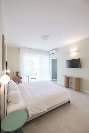 Comfort Double Room, City View | Free WiFi
