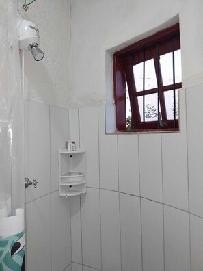 Towels, soap, toilet paper - Private studio apartment (room) (Parque dos Cafezais II Itupeva)