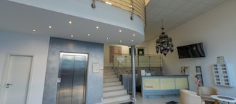 Hotel Catherine Business & Event