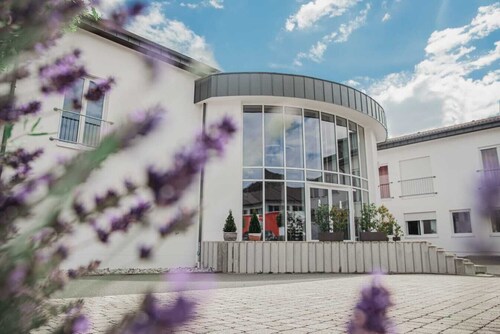 Hotel Catherine Business & Event