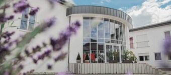 Hotel Catherine Business & Event