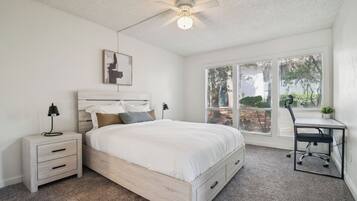 2 bedrooms, desk, iron/ironing board, travel crib