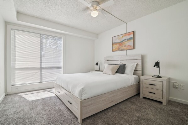 2 bedrooms, desk, iron/ironing board, travel cot