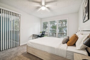 2 bedrooms, desk, iron/ironing board, travel cot