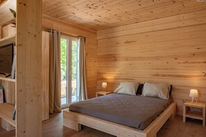 1 chambre, fer et planche à repasser, Wi-Fi, draps fournis