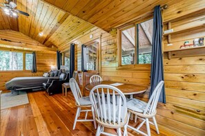 Bügeleisen/Bügelbrett, WLAN, Bettwäsche