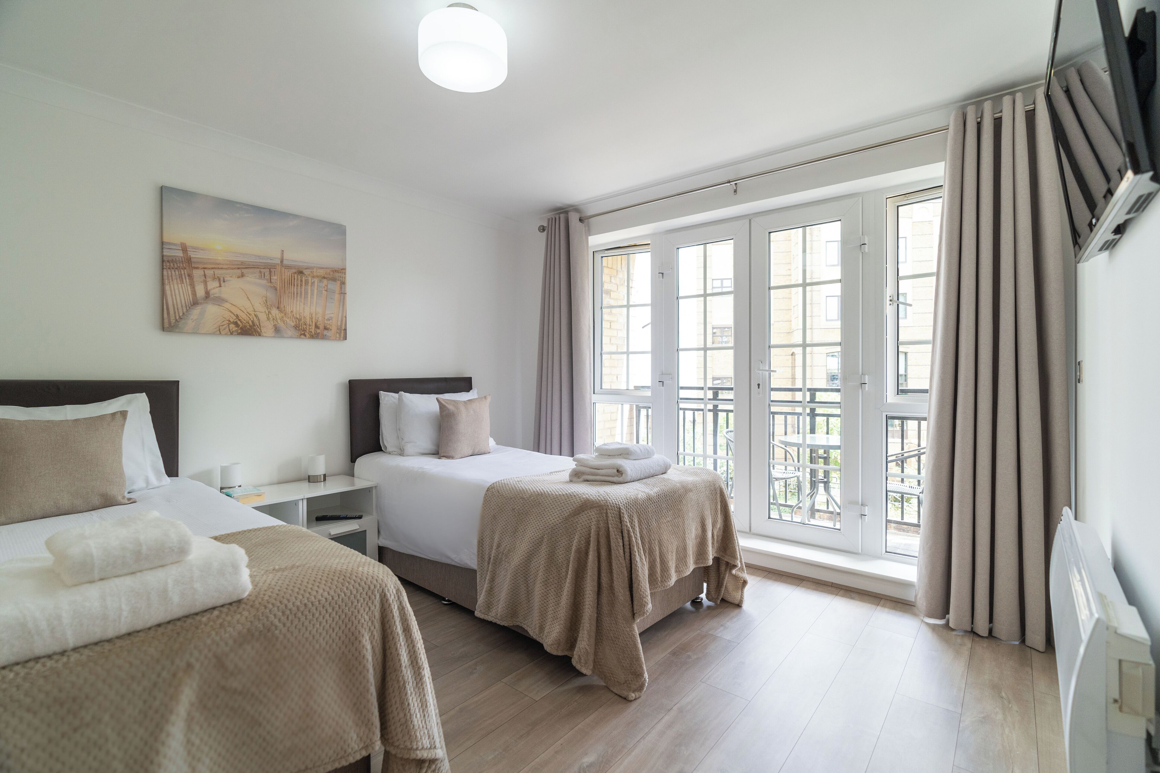 Superior Apartment, Balcony, City View | Iron/ironing board, free WiFi