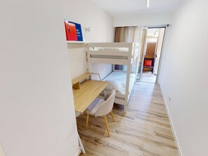 2 chambres, Wi-Fi gratuit, draps fournis
