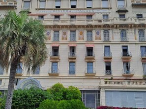 Exterior - Spacious 3P in quiet palace, sea view in Menton (Menton)