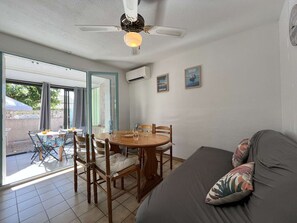 Dining - Pavilion with Sunny Terrace, Parking - Gruissan (Gruissan)