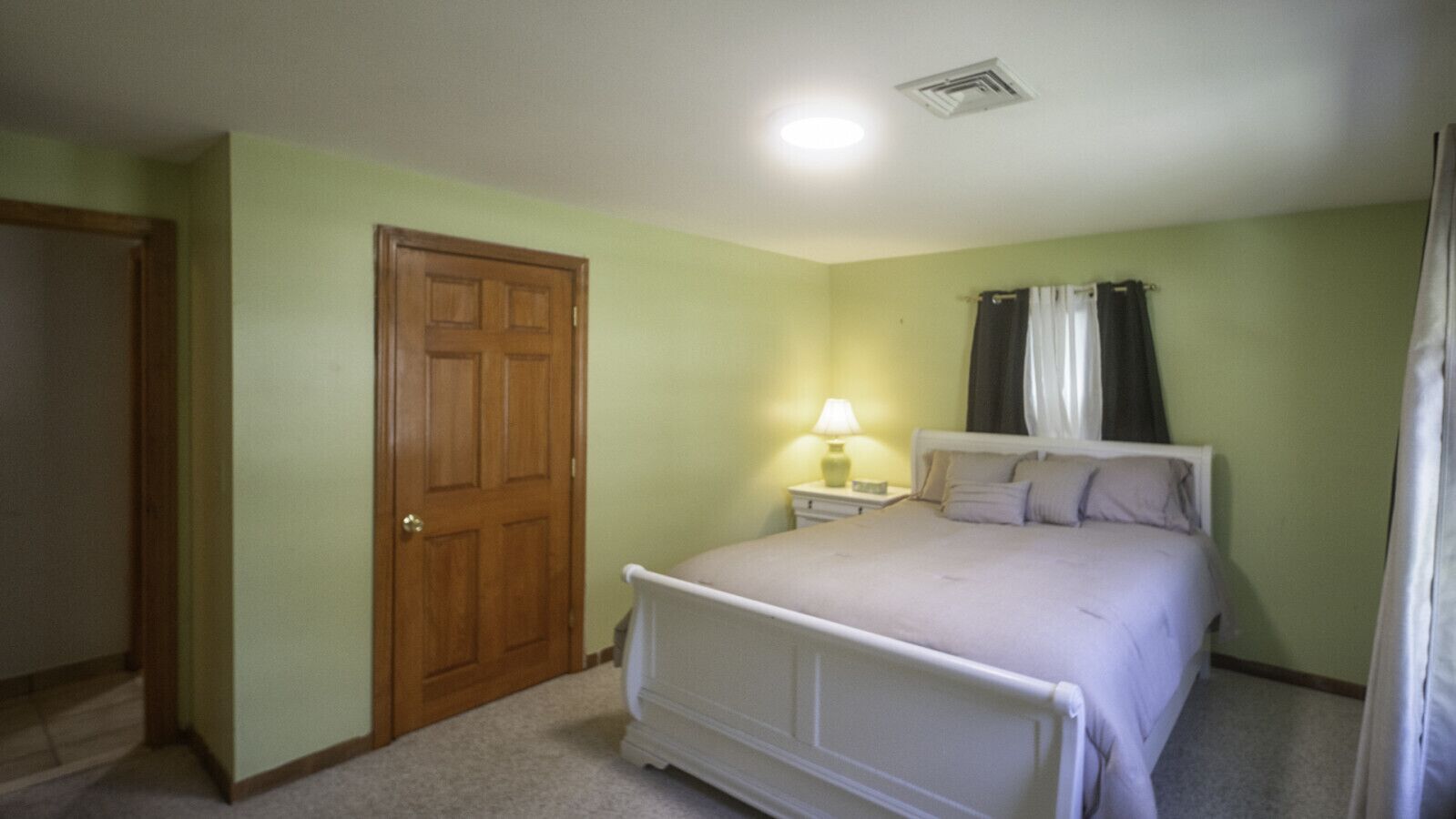 2 bedrooms, desk, free WiFi, bed sheets