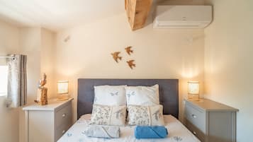 7 makuuhuonetta, silitysrauta/-lauta, Wi-Fi, vuodevaatteet