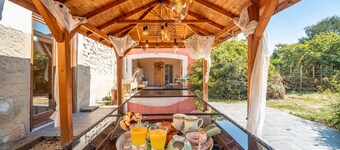 Mas with Pool and Nature, Peaceful Setting Just Minutes from Carcassonne