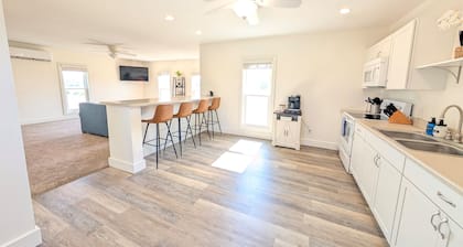 Entire River Retreat Duplex – 3BR, Yard, Fire Pit