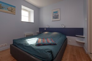 2 makuuhuonetta, silitysrauta/-lauta, Wi-Fi