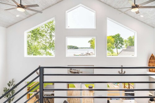 ‼️Lakeview Retreat‼️ | 6BR w/ Hot Tub Bliss