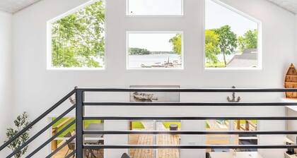 ‼️Lakeview Retreat‼️ | 6BR w/ Hot Tub Bliss