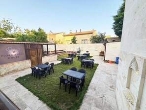 Bar (on property) - Flora Stone House (Uchisar)