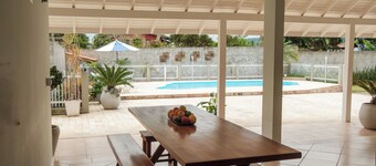 Large house with pool in Campeche, pet friendly.