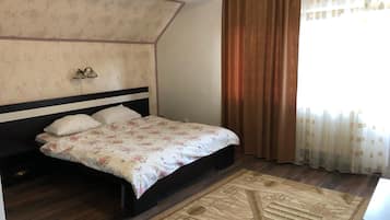 Chambre Double Deluxe | Bureau, Wi-Fi gratuit, draps fournis