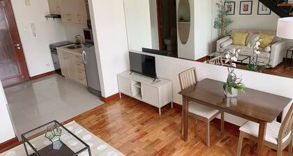 Room-modern Makati Condo for Rent - City