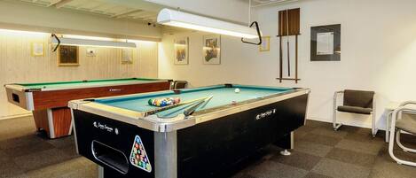 Apartment | Games room