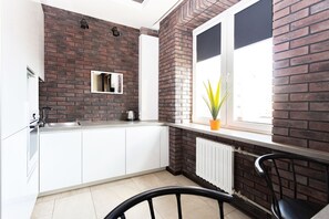 Appartement Classique, vue ville | Cuisine privée | Bouilloire électrique