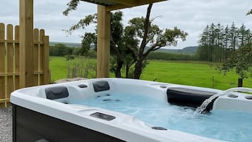 室外 SPA 浴缸