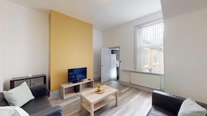 Living area - Cosy Home in Sunderland (Sunderland)