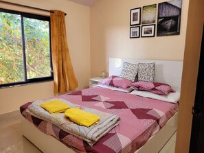 1 chambre, fer et planche à repasser, Wi-Fi, draps fournis