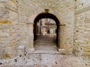 Façana frontal de l'allotjament