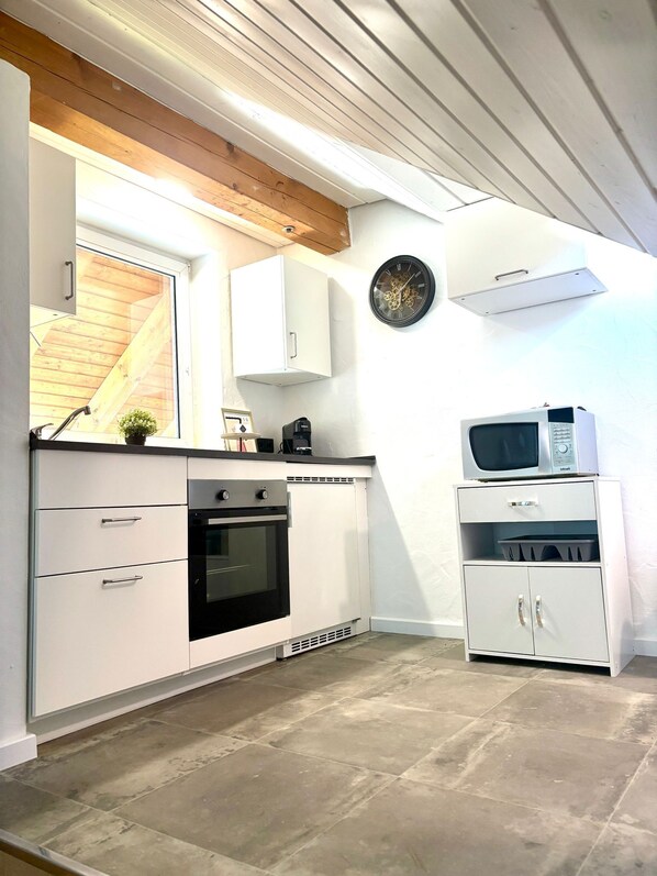 Microwave, oven, stovetop