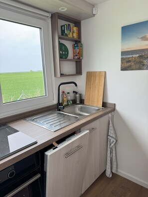 Uuni, liesi, astianpesukone