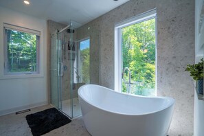 Shower, towels