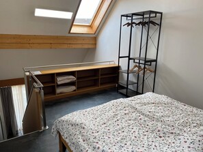 1 chambre, Wi-Fi gratuit, draps fournis