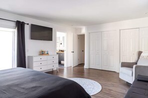 3 chambres, fer et planche à repasser, lit parapluie, Wi-Fi