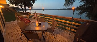 The Big Muddy Bungalow w/ Dock Slip