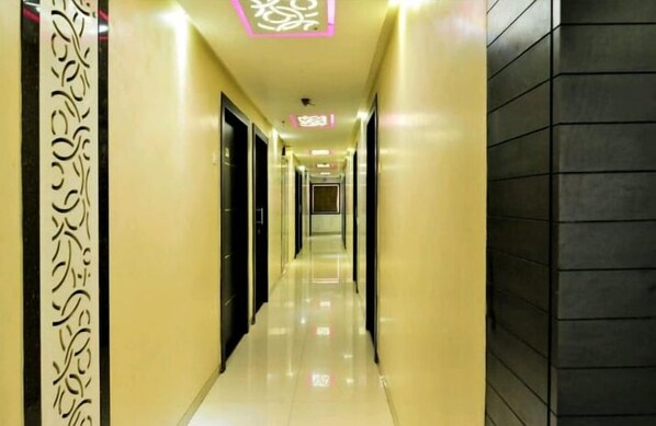 ห้องเอ็กเซกคิวทีฟดับเบิล, วิวเมือง | ลานระเบียง/นอกชาน