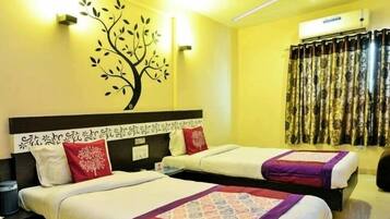 Executive Double Room, City View | Laptop workspace, free WiFi