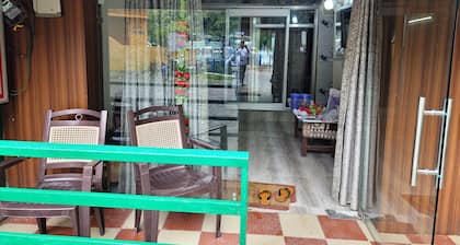 Hotel Relax Max Sariyatal Nainital