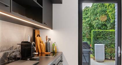 Stylish New Holiday Apartment with Shared Terrace, Shared Garden, and Wi-Fi