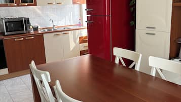 Four, plaque de cuisson