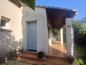 Exterior - Amouratcha guest room (FABREGUES)