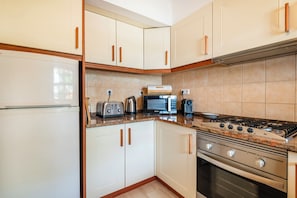 Villa Familiale, vue jardin | Cuisine privée