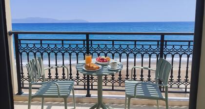Beachfront Panorama Apart - Kythira Seaside Nest