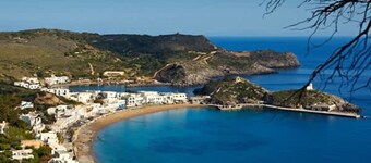 Beachfront Panorama Apartm - Kythira Seaside Gem