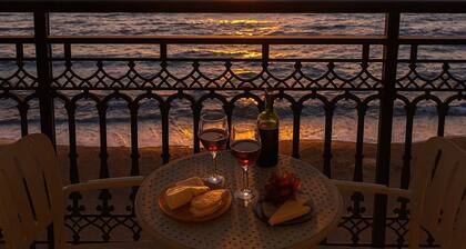 Beachfront Panorama Apartm - Kythira Seaside Gem