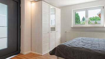 1 sovrum, wi-fi och sÀngklÀder